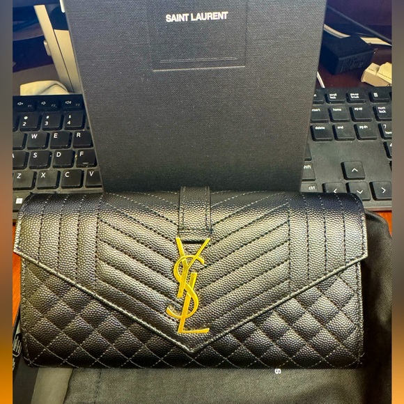 NIB YSL Saint Laurent envelope large flap wallet - Picture 1 of 10